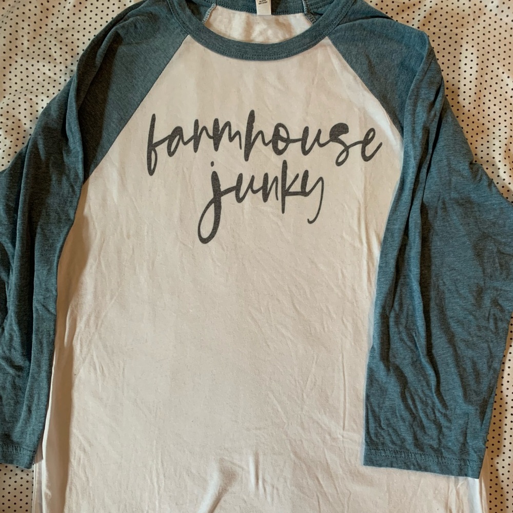 Farmhouse junkie baseball tee
